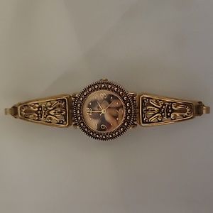SII GILD TONE WATCH STRETCH BAND ANGEL FACE EUC